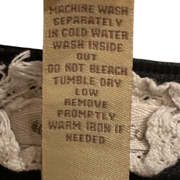 (Sold)Altar'd State Women's Black Coated Zipper Front Stretch Mini Skirt  Large - Picture 6 of 7